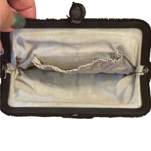 Vintage small black beaded clutch - Picture 5 of 7